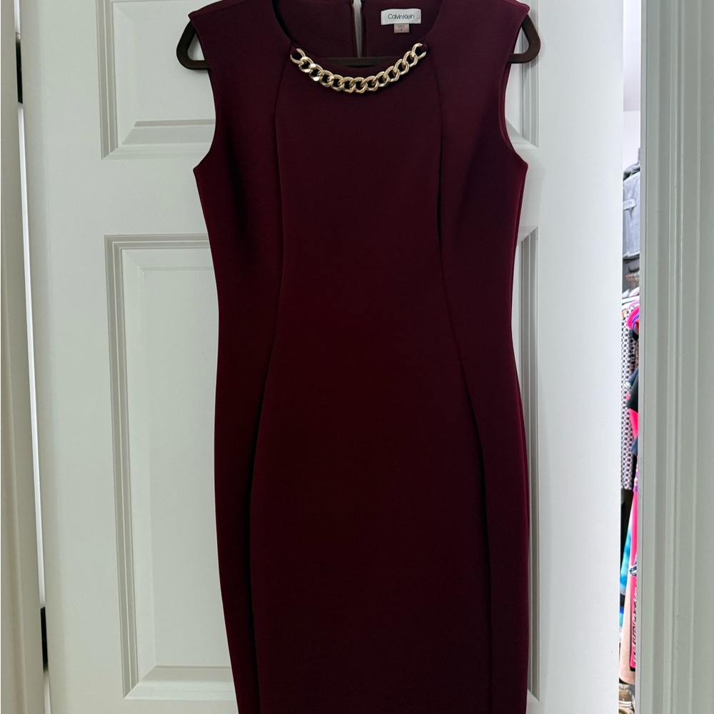 Calvin Klein Deep Burgundy Midi Dress with Chain Accent Size 8